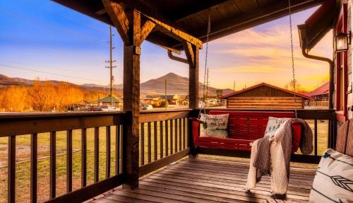 #1 Smokies Cabin! Great Views, Game Rm, FirePit