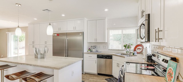 12 Mi to Old Town: Home w/Patio & Yard Space