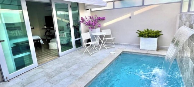 2 bedrooms Suite with Private Pool