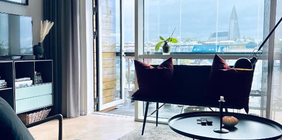 2x Bedroom Luxury Apartment with amazing views!