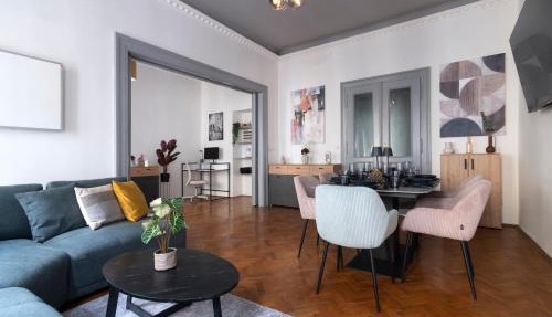 3 Bedroom - Central Superior-Flat 115m2