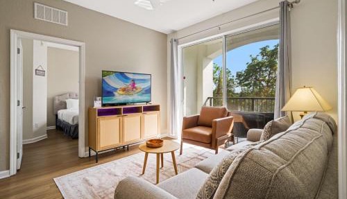4024 Breakview Drive 303
