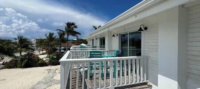 #5 - Guana Beach Inn @sunset beach - Guana Cay