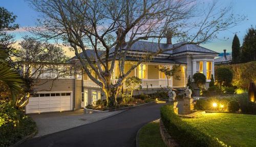 A Century of Charm-Grand Remuera Luxury Estate