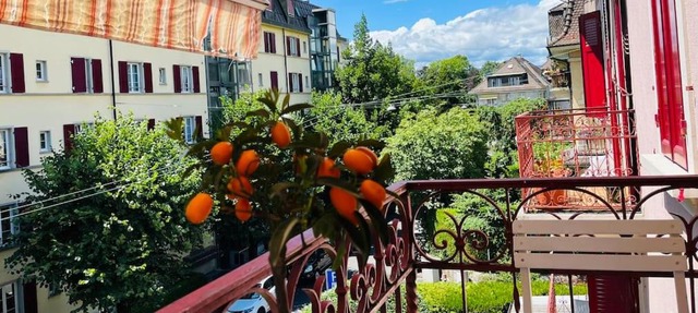 A deux pas du lac et de IMD, Ouchy bel appartement