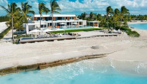 A paradise of villa that provides an ultimate luxury vacation experiences