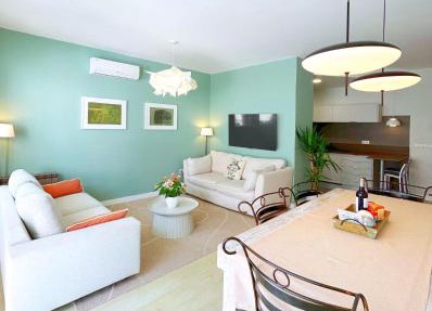 Abbott apartment - 1 min from the beach - 100m2 - sleeps 8