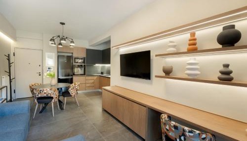 Alfalfa Pagrati - Stylish Apartment near Caravel & Center