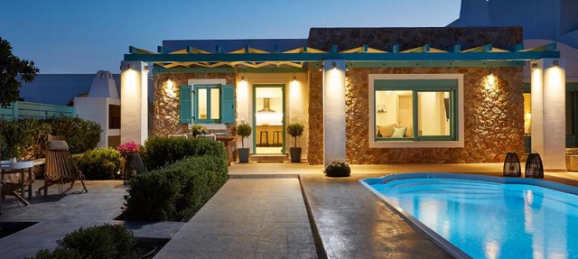 Almyriki Beach Villa