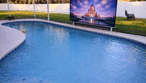 Amazing Star Wars Villa with Arcade & Theater, Private Pool, 3 King, Near Disney