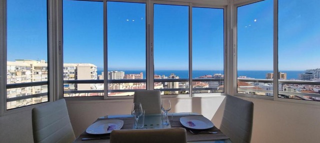 APARTAMENTO en el CENTRO, 3 PERSONAS con VISTAS