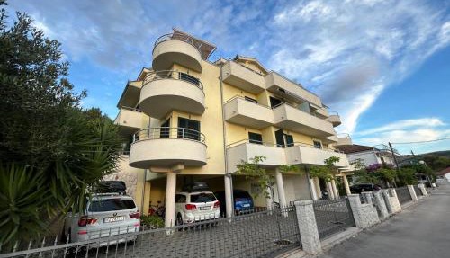 Apartmani Palada