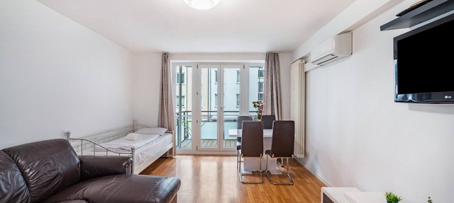 Apartment 'Aldars 10' with Balcony, Wi-Fi and Air Conditioning
