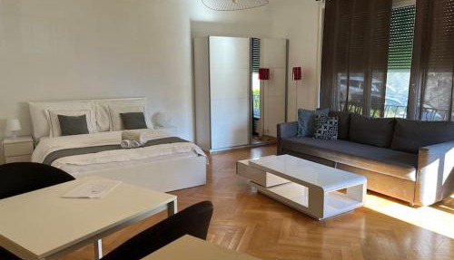 Appartement ensoleillé à Lausanne Centre