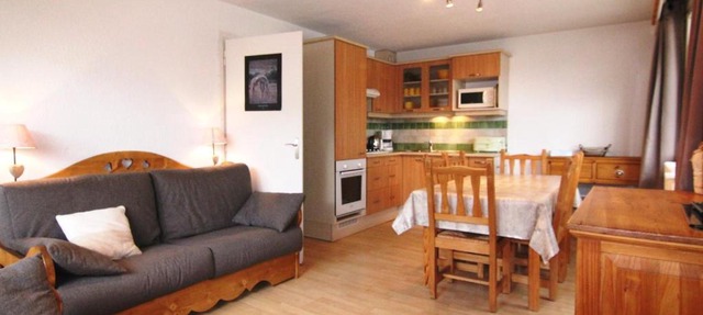Appartement Huez, 2 pièces, 6 personnes - FR-1-405-128