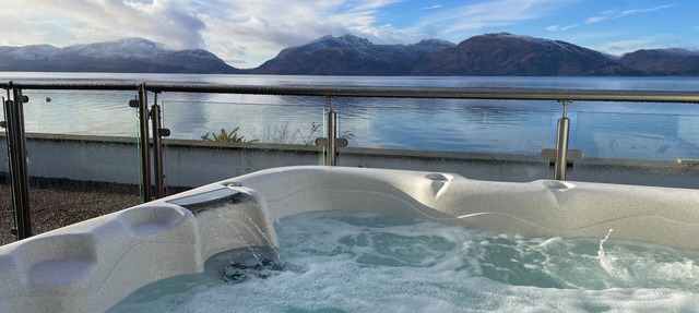 Beach House 5 with Hot Tub