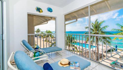 Beach Living at Discovery Point Club