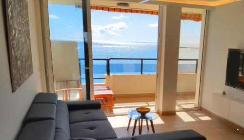 BEACHFRONT - NEW LUXURY Apartment - 1ª Linea Playa - Fuengirola CITY CENTER - Private PARKING - Panoramic Sea Views -
