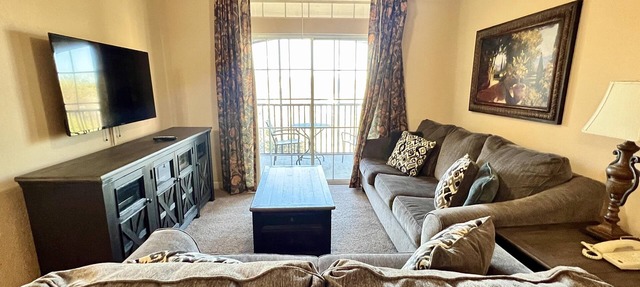 Beautiful 2 Bed Condo in Tuscana Resort-2SLTCO3