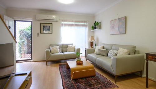Best Location Leederville Townhouse