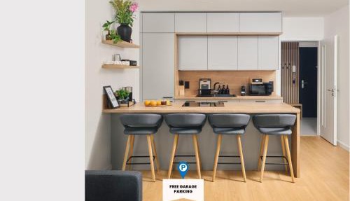 Beta Home - Free Garage, Air Condition, Garden, at Metro, 2nd parking on request