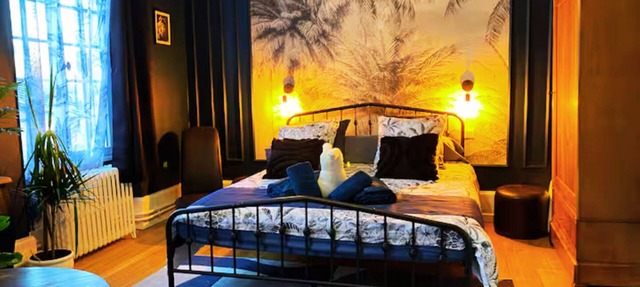Bleu Chic et Cosy - Charming room in a castle with pool & spa
