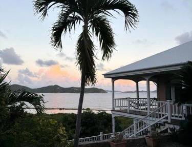 BLUE PEARL VILLA in St John USVI - breathtaking ocean views, private pool, backup power, air conditioning, gated