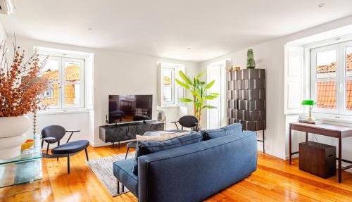 Boutique duplex in Chiado with epic Rossio view