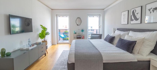 Boutique Sky City Apt. with BALCONY/TOP SPOT