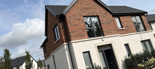 Brand New Luxurious and Modern Family House