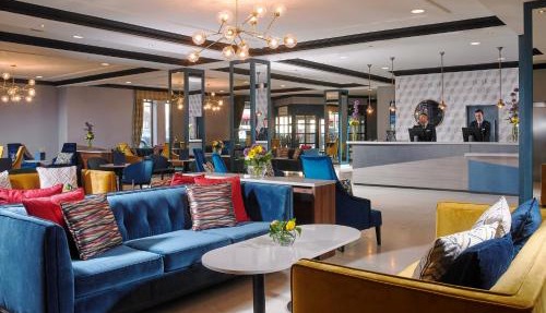 Camden Court Hotel