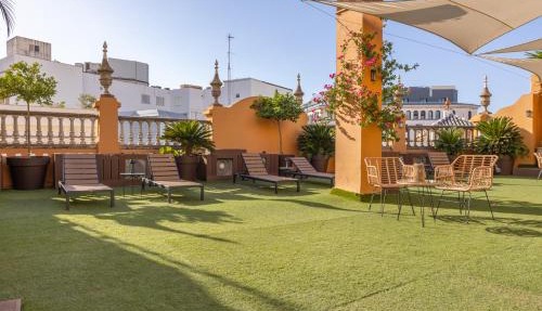 Campana Center Apartments