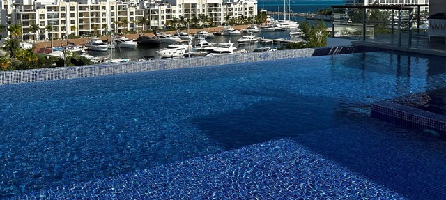 Cancun 2 BR Luxury Vila with Resort Amenities