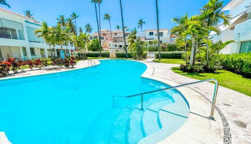 Caribbean Beach Condo-Hotel with Villas & Private Apartments Wifi Bbq Beach Club & Spa