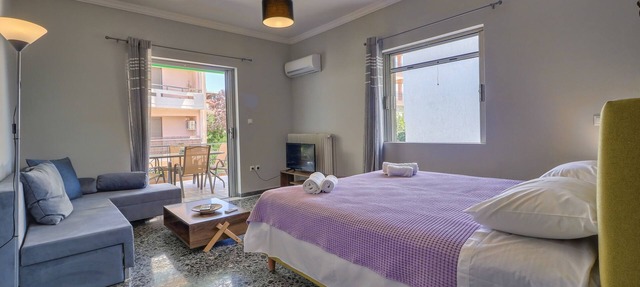 Carpe Diem Apartments By Athens Airport