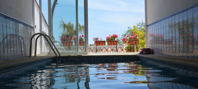 Casa Roble B&B