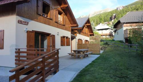 Chalet Garrigue aux Orres