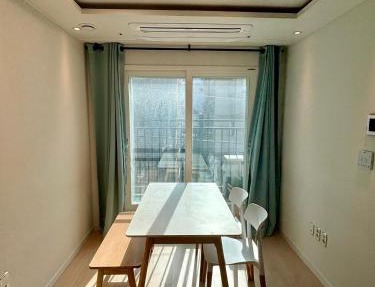 Clean 2 SuperSingle Beds House