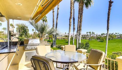 Community Pools & Golf Views: Palm Desert Condo!