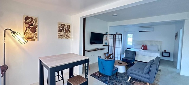 Coralito Bay Suites & Villas