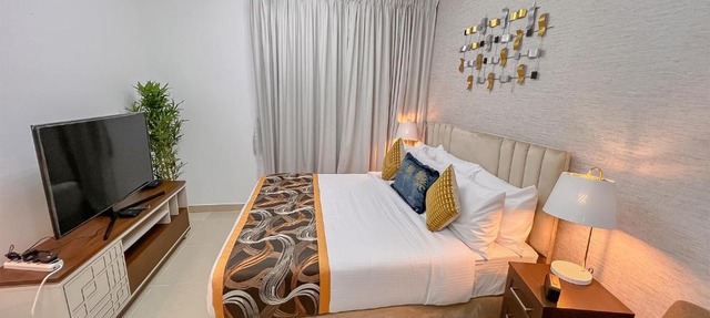 Cosmos Living Luxurious Studio Near Metro