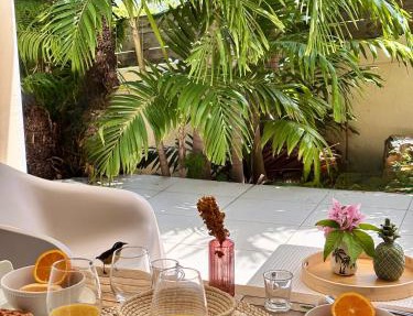 Cottage de Pinel Terrasse & Piscine tropicale