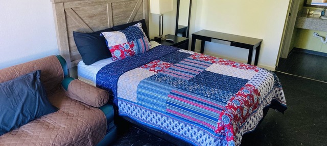 Cozy 1-bedroom 15 minutes to Disney World!
