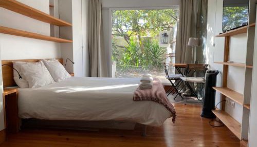 Cozy Central Studio with Private Terrace
