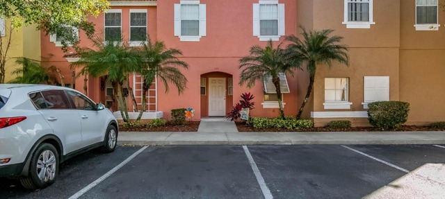 Cozzy Townhouse! 925PTC-SVH