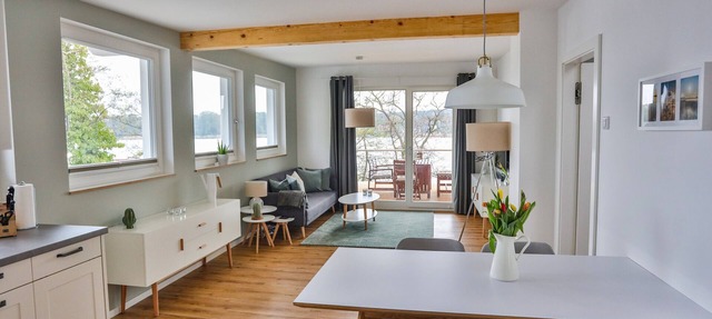 Apartment 'Groß 55qm' with Lake View, Private Terrace and Wi-Fi