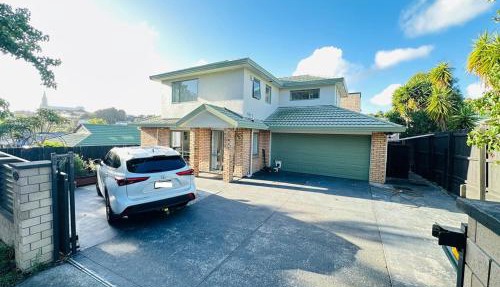 Deluxe Beauty House near Auckland Airport and City