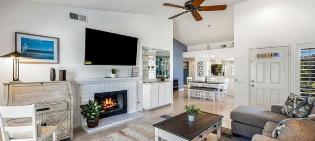 Desert Falls Resort Villa w/Golf & Mountain views!