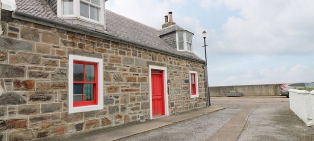 Dookers Hoose, Cullen, Moray