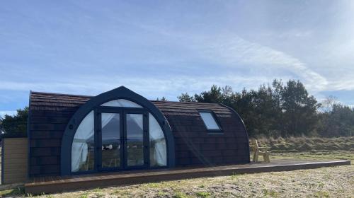 Dornoch Pods